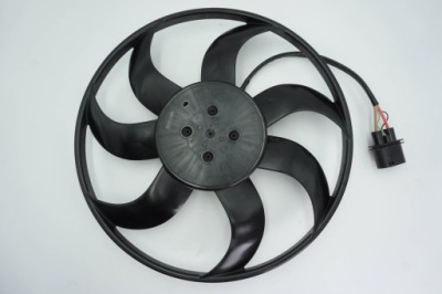 Вентилятор радиатора vw golf vii 5q0959455aq фото №1