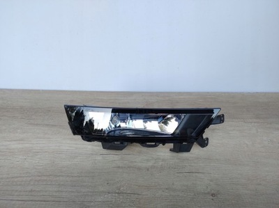 Правий протитуманна фара протитуманний skoda rapid lift 17+ фото №1