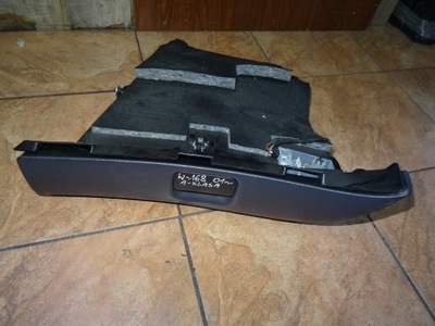 W168 a-klasa 1.4b 01' бардачок пасажира фото №1