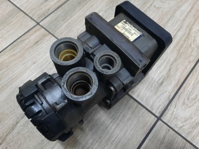 Клапан перед модулятор ebs volvo fh fm renault dxi фото №1