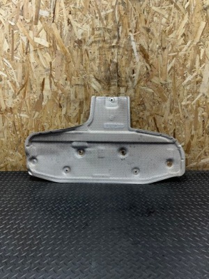 Захист теплова вихлоп bmw x1 f48 7290784 фото №1