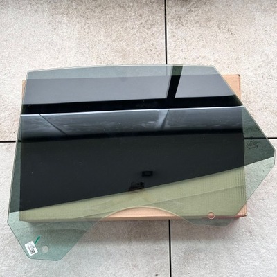 Tesla s plaid palladium скло ліва задня 1588355-00-d фото №1