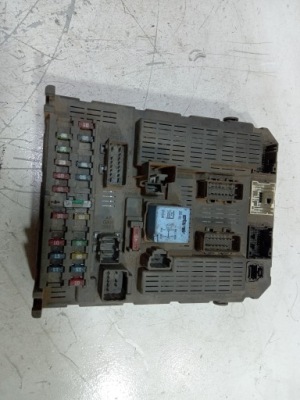 Peugeot 807 модуль коробка запобіжників 9649477480 фото №1