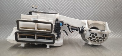 Обігрівач europa 9836407680 partner iv berlingo iv combo e proace city фото №1