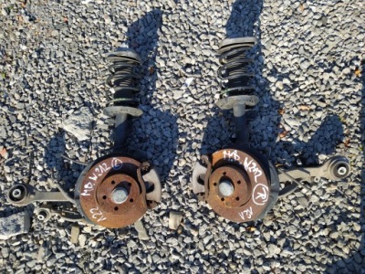 Mercedes w212 lift поворотний кулак правий лівий перед фото №1