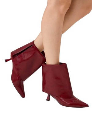 39 BOTKI Z WYWIJANĄ CHOLEWKĄ