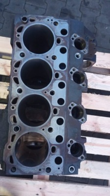 Mb atego 9040114201 блок двигуна om924 la фото №1