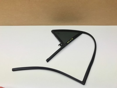 Kia rio iv 4 скло двері трикутник правий права задня фото №1