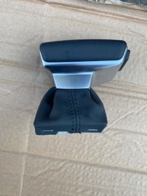 Audi a4 b9 ручка чехол переключения передач фото №1