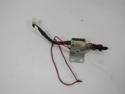 Alfa romeo 166 привід замок кришка заливної пального фото №1