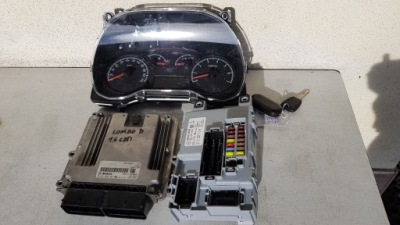 Бортовий комп'ютер набір opel combo d 1.6 cdti 0281033461 фото №1