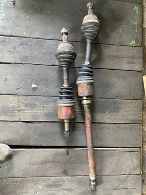 Приводной вал левая шарнир alfa romeo 156 2.4jtd 97-03 фото №1