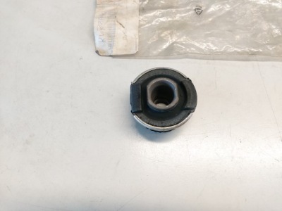 Mercedes w168 втулка балка підвіска задня l p org фото №1