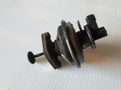 Клапан egr bmw e90 2,0d 70068410 фото №1