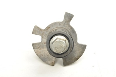 Mercedes w216 6.2 amg втулка вала розподільного валу a1560520450 фото №1