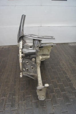 Чверть підкрилок лонжерон правий перед 308 t9 sw фото №1