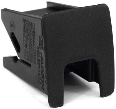 Заглушка фаркопа isofix vw passat b8 czarna фото №1