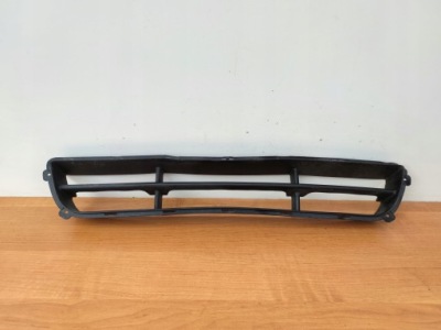 Kia ceed 06-09 rok решётка бампера средняя перед фото №1