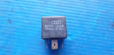 Audi vw реле 8d0951253a 373 фото №1
