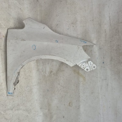 Vw golf plus 05-14 крила перед передній правий фото №1