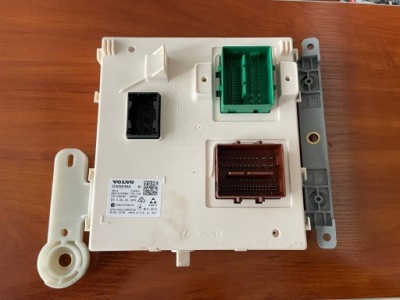 Volvo xc90 ii b5 awd модуль cem 32400409 фото №1