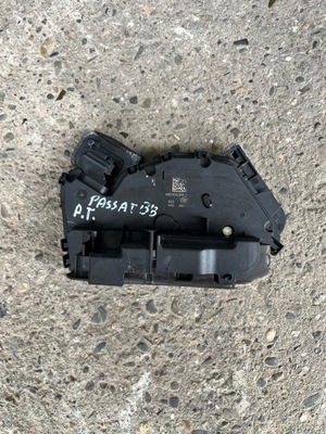 Passat b8 замок дверь правый задняя фото №1