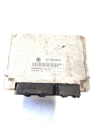 UNIDAD DE CONTROL DEL MOTOR SIEMENS SKODA FELICIA 047 906 03  