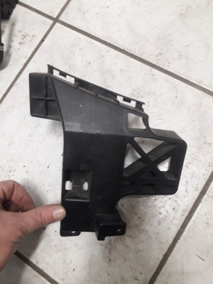 Mazda 3 03-06 бампер перед направляющая pod решётка радиатора левый фото №1