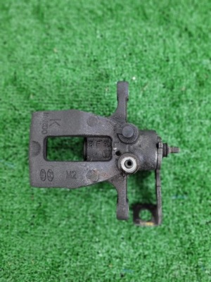 Суппорт тормозной левый задняя kia stonic crdi 1.6 фото №1