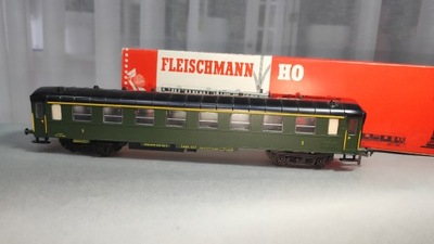 Fleischmann Wagon osobowy czteroosiowy #W80