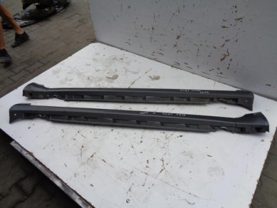 Молдинг порог правая audi a4 b7 kombi lx7z фото №1