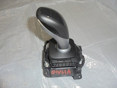 VARRILLA SELECTOR PALANCA DEL CAMBIO DE MARCHAS ALFA ROMEO GIULIA 2.2  