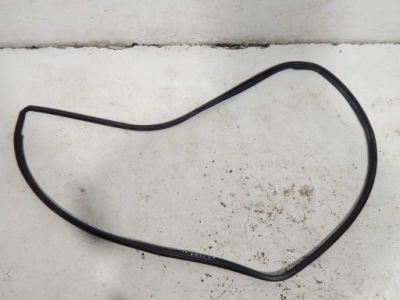 Прокладка кузовна ліва передня toyota prius iv 16-23 фото №1