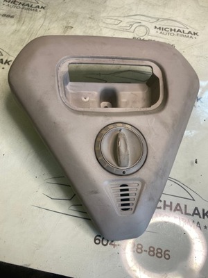 Лампа стельовий перед citroen c4 picasso ii 9678114377 фото №1