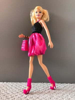 Barbie śliczna elegancka jak nowa