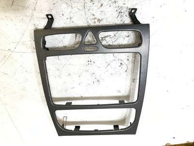 Mercedes w203 рамка корпус радіо dekor 2036809039 фото №1