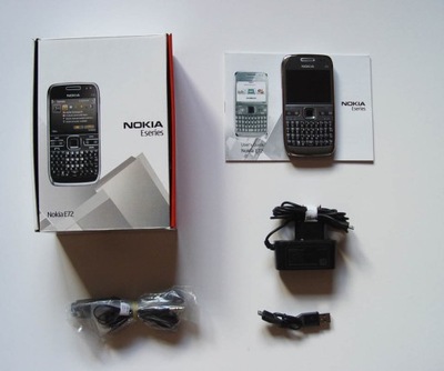 Telefon komórkowy Nokia E72 512 MB srebrny