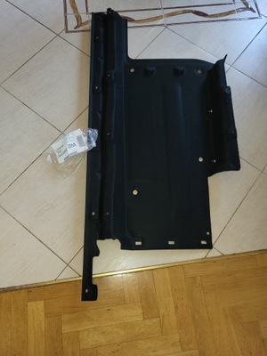 Audi q5 8r0 защита плита подвеска правая 8r0825208e фото №1