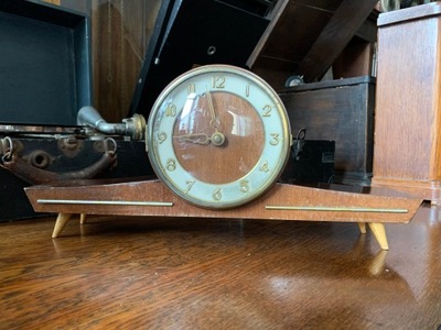 Zegar kominkowy z mechanizmem -