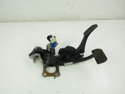 Volvo xc60 1 педали тормоза газа 6b at tf-80sc 08-13 5d 8g9n2d094dg rhd фото №1