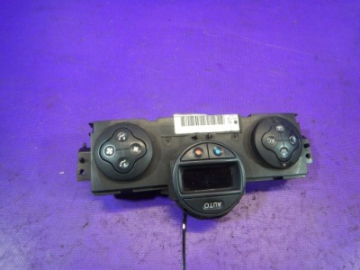 Megane ii 02- панель керування вентиляція 8200344840 фото №1