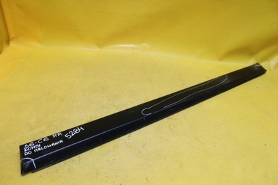 Молдинг дверь правый перед нижняя s6 c6 фото №1