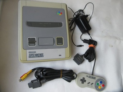 ORYGINALNA KONSOLA NINTENDO SNES SNSP-001A UNIKAT PADY REAL FOTO