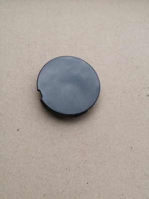 Заглушка фаркоп бампера перед dacia dokker сіра фото №1