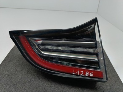 Tesla model y 20- 3 рестайлінг  22-фара кришки багажника лівий задні led 1502088-00-b фото №1