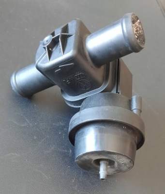 Zawód управляющий жидкость охлаждающий vw crafter 1j0819809 фото №1