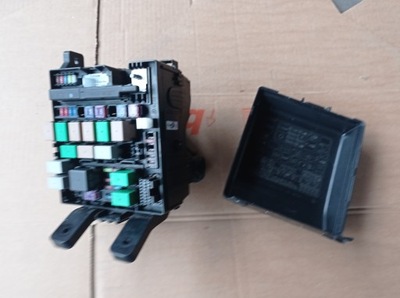 Hyundai ix35 1.7crdi коробка запобіжників фото №1