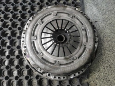 Колесо двомасовий ford focus mk3 1.6 tdci 3082001970 фото №1