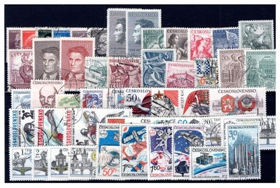 Pakiet Czechosłowacja 51 znaczków kasowane [08] na karcie transportowej