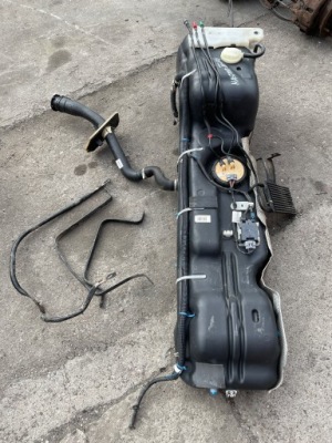 Master iv 19- бак пального bak 2.3 8200947534 фото №1